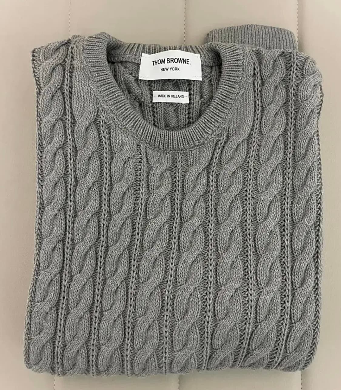 [미개봉 새상품] 톰브라운 삼선케이블 니트 그레이 3사이즈 상품이미지1
