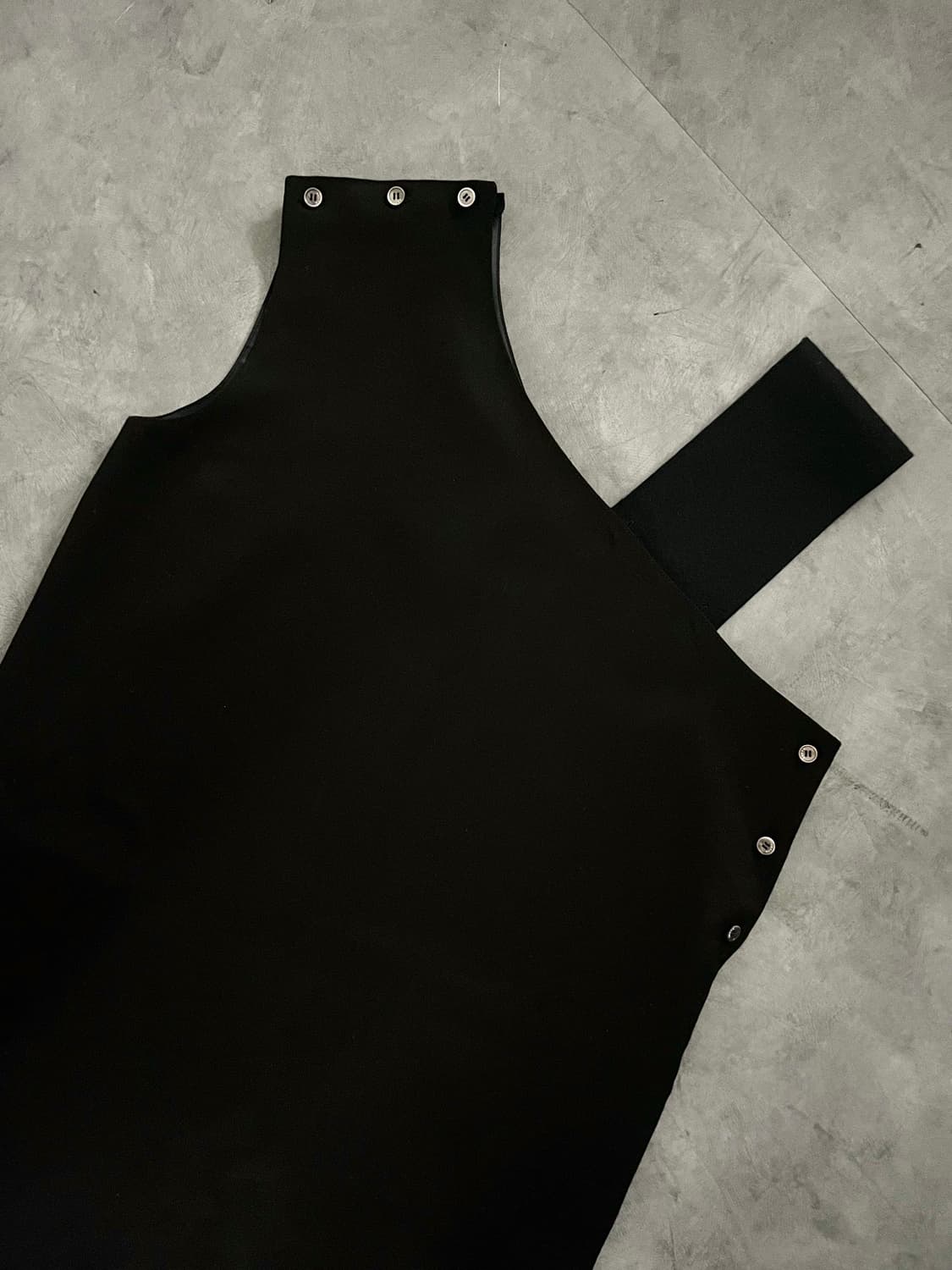 Recto 렉토 블랙 울 슬리브리스 원피스 상품이미지3