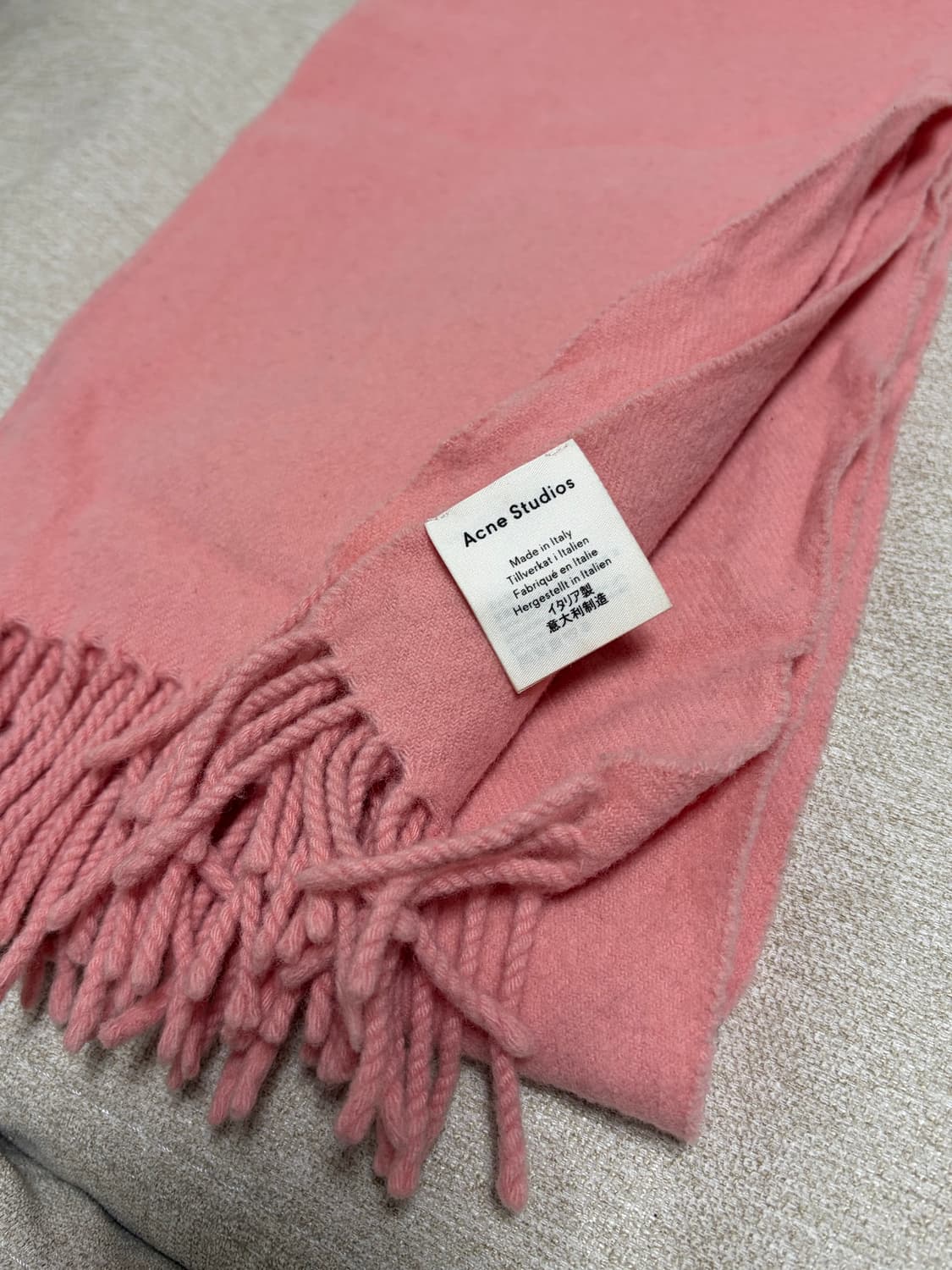 아크네스튜디오 머플러  상품이미지3