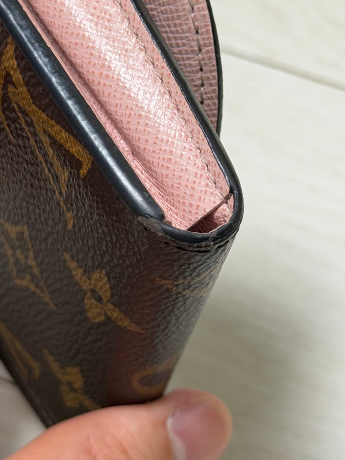 루이비통 로잘리 코인퍼스 카드지갑 핑크 상품이미지9