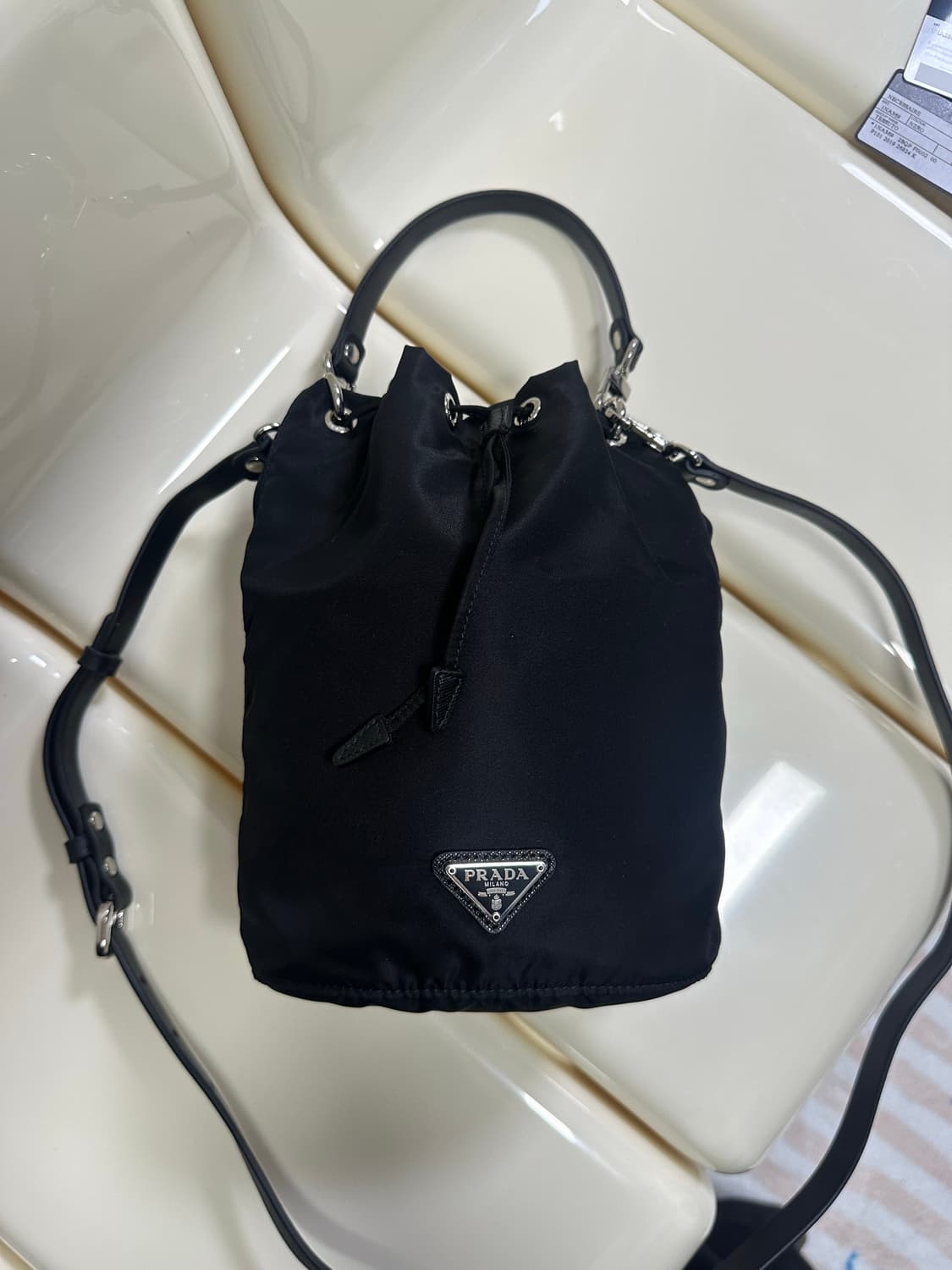 [SA 정품] 프라다 파우치 버킷백 1na369 상품이미지4