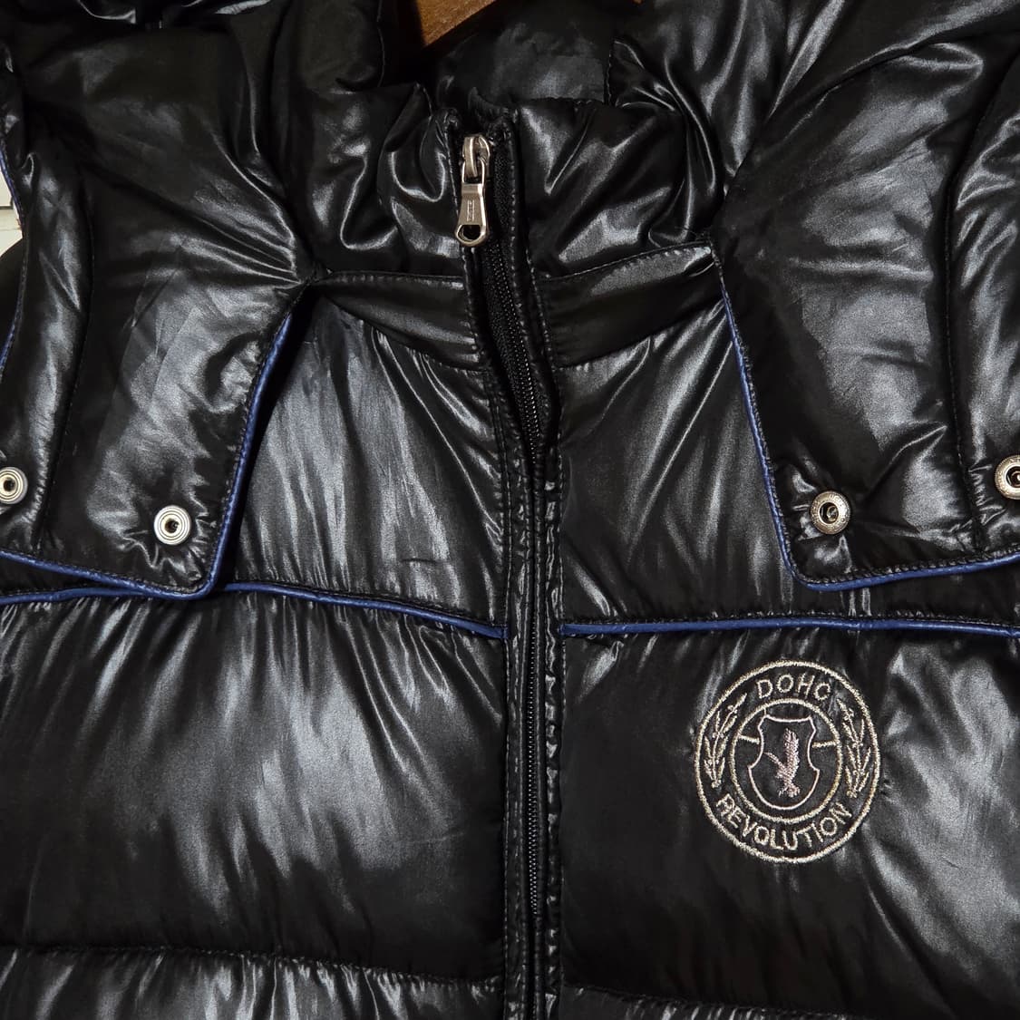 DOHC Y2K 자수 패치 유광 후드 패딩 상품이미지3