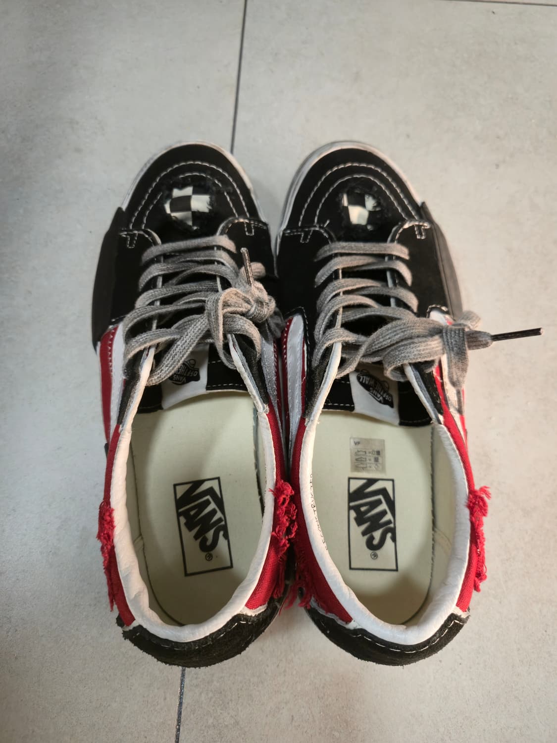 반스 스케이트 로우 리컨스트럭트 스트레스드 체크 블랙 레드280 상품이미지2