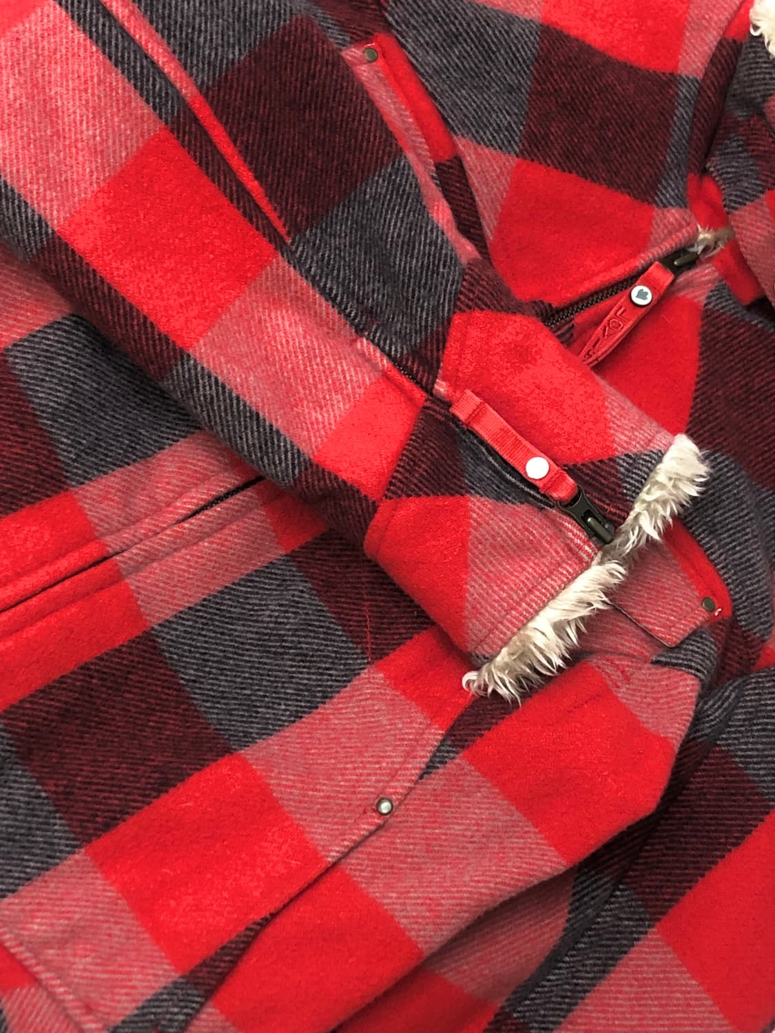 Levi's 리바이스 버팔로 레드 체크 퍼 자켓  상품이미지6
