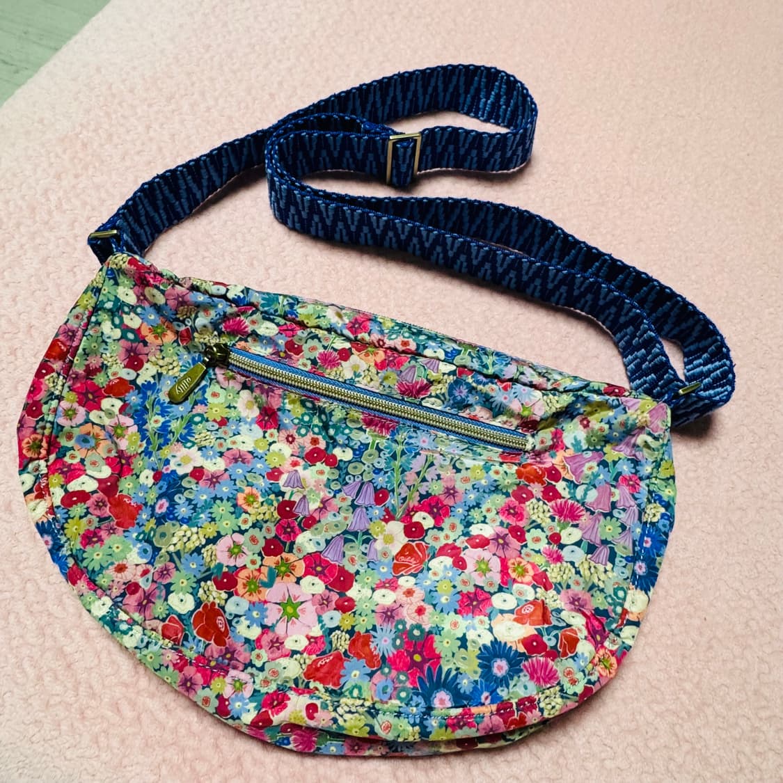 오일릴리 크로스백 상품이미지4