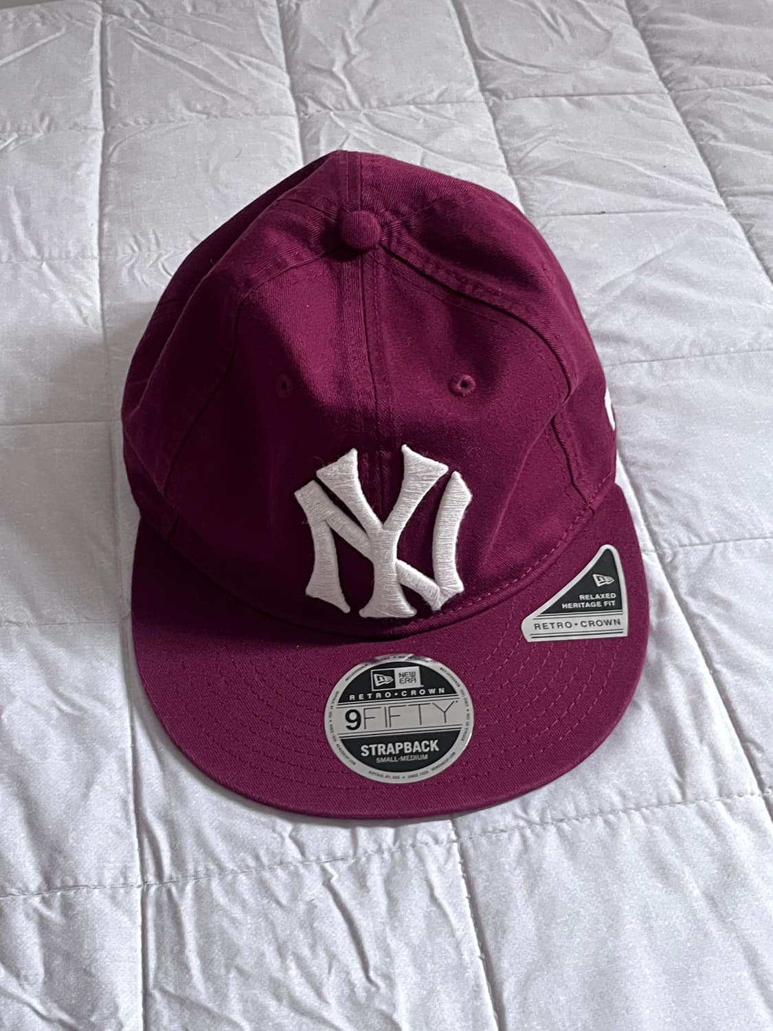 (새상품) 뉴에라 버건디 모자 s/m size 상품이미지1