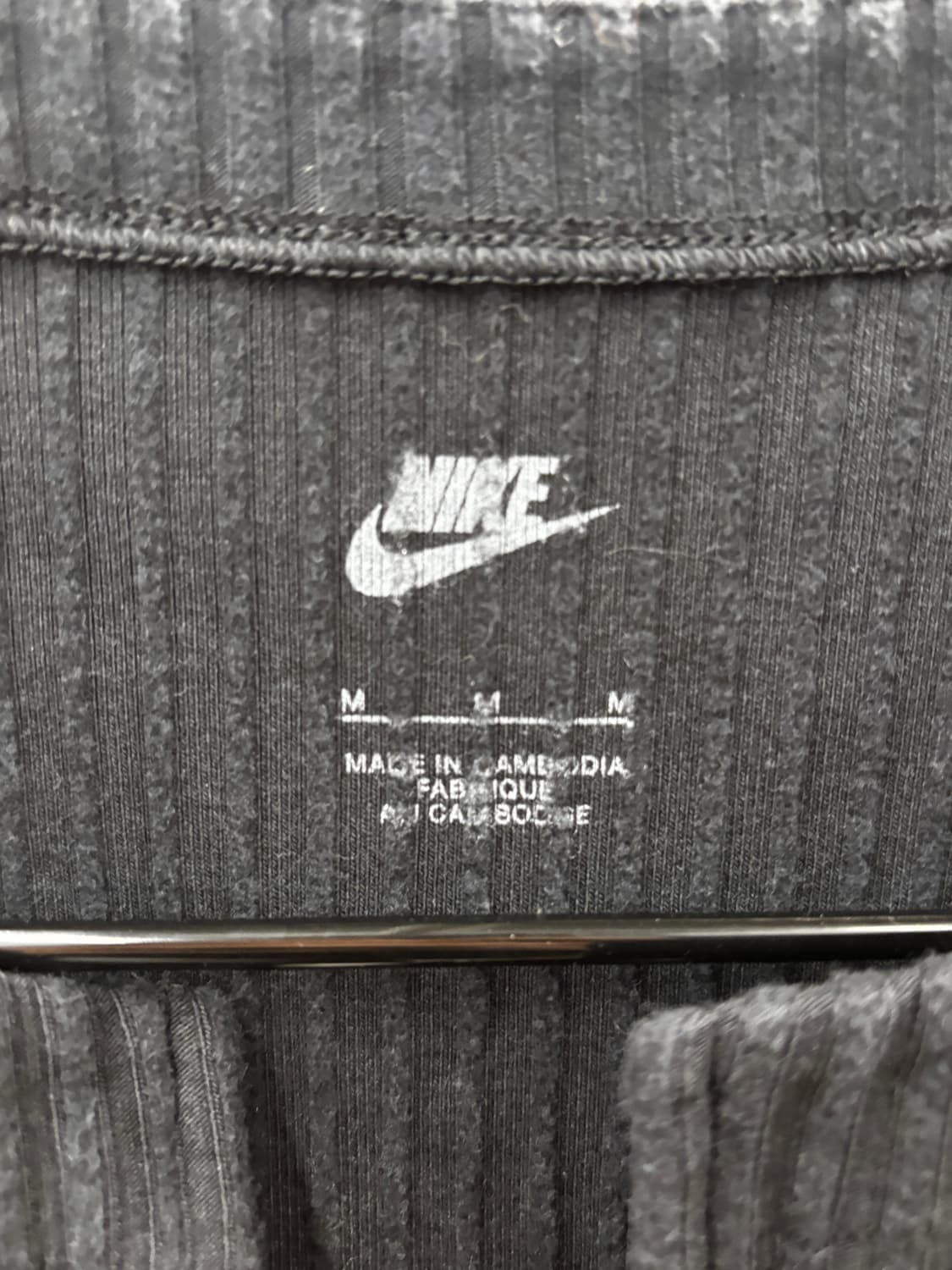 나이키 NSW 칠 니트 슬림 풀 집 립드 가디건 블랙 (FN3682-01 상품이미지4