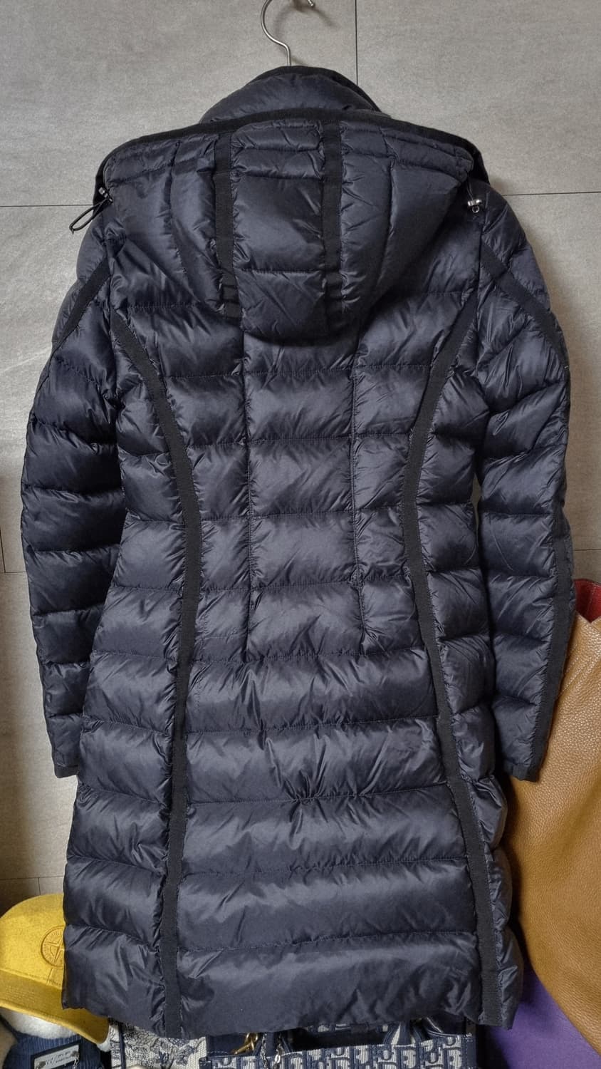 정품) 몽클레어 헤르민 여성 패딩 상품이미지6