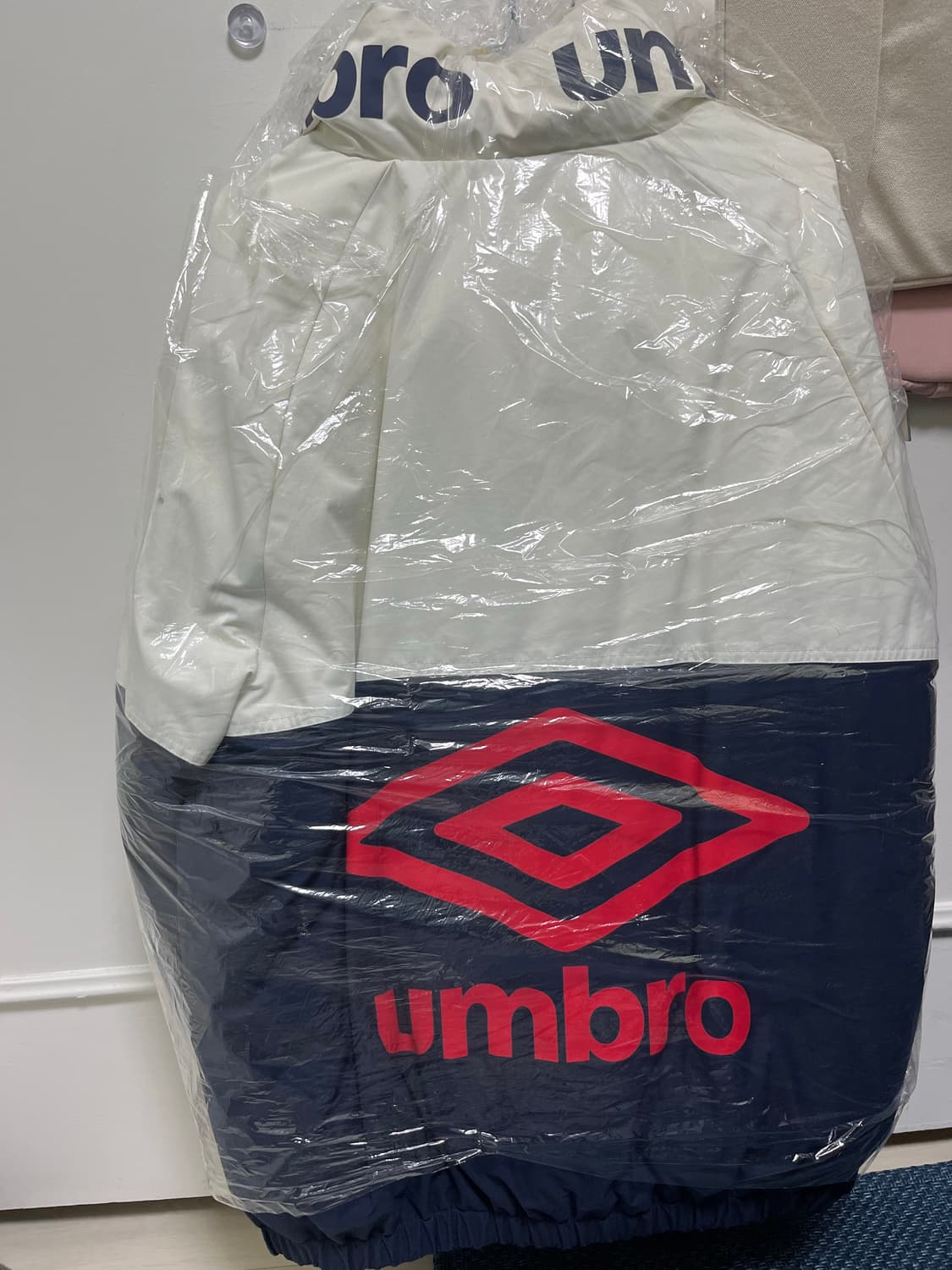 엄브로 패딩 상품이미지2