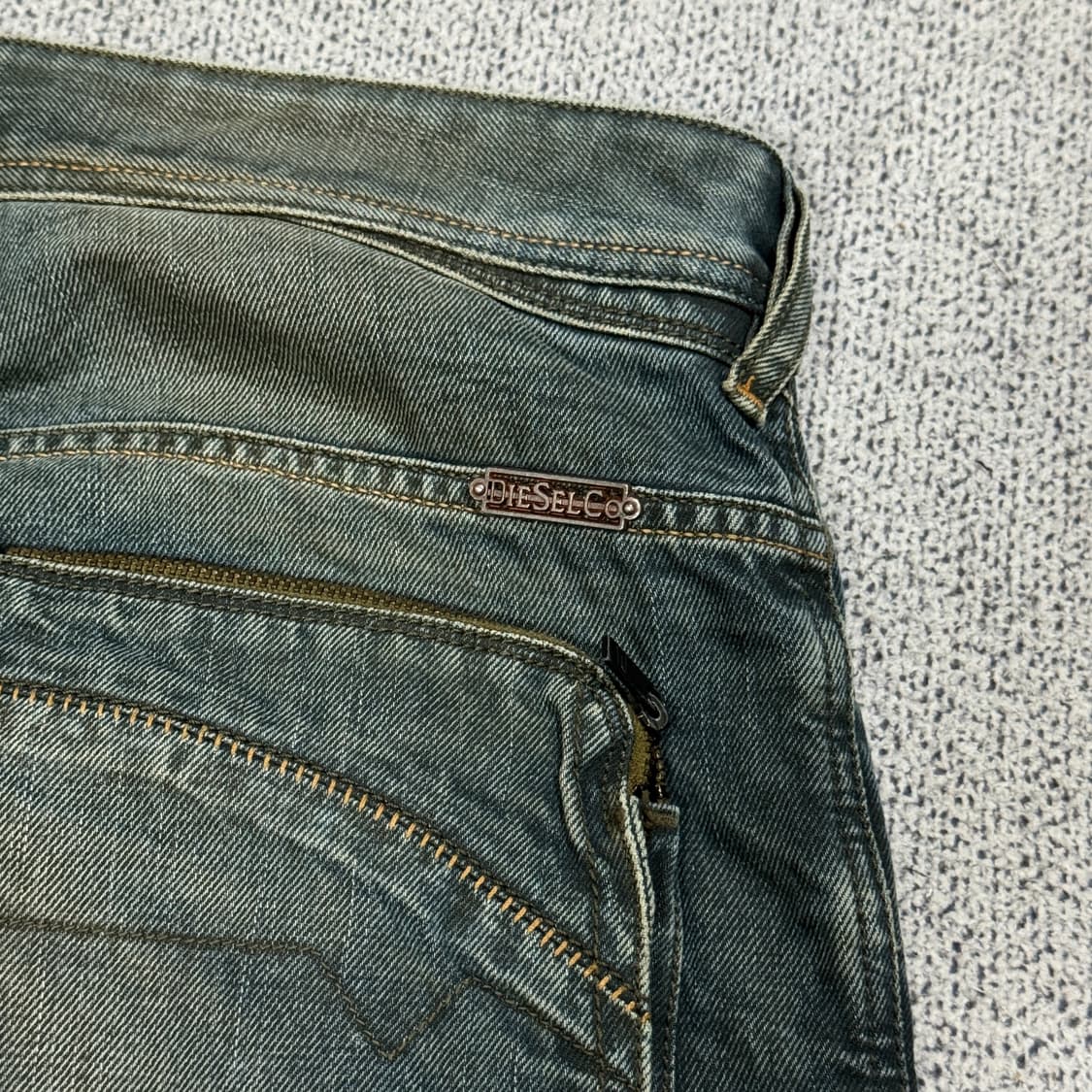 디젤 빈티지 POIAK 메탈 로고 데님 32 상품이미지1