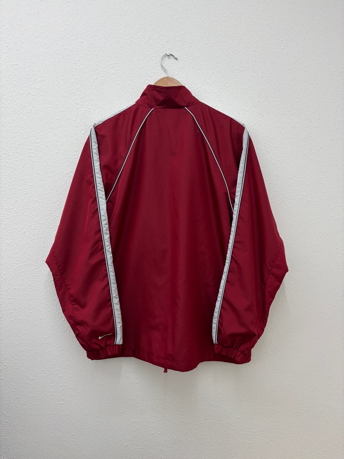 나이키 레드 매쉬 윈드브레이커 상품이미지5