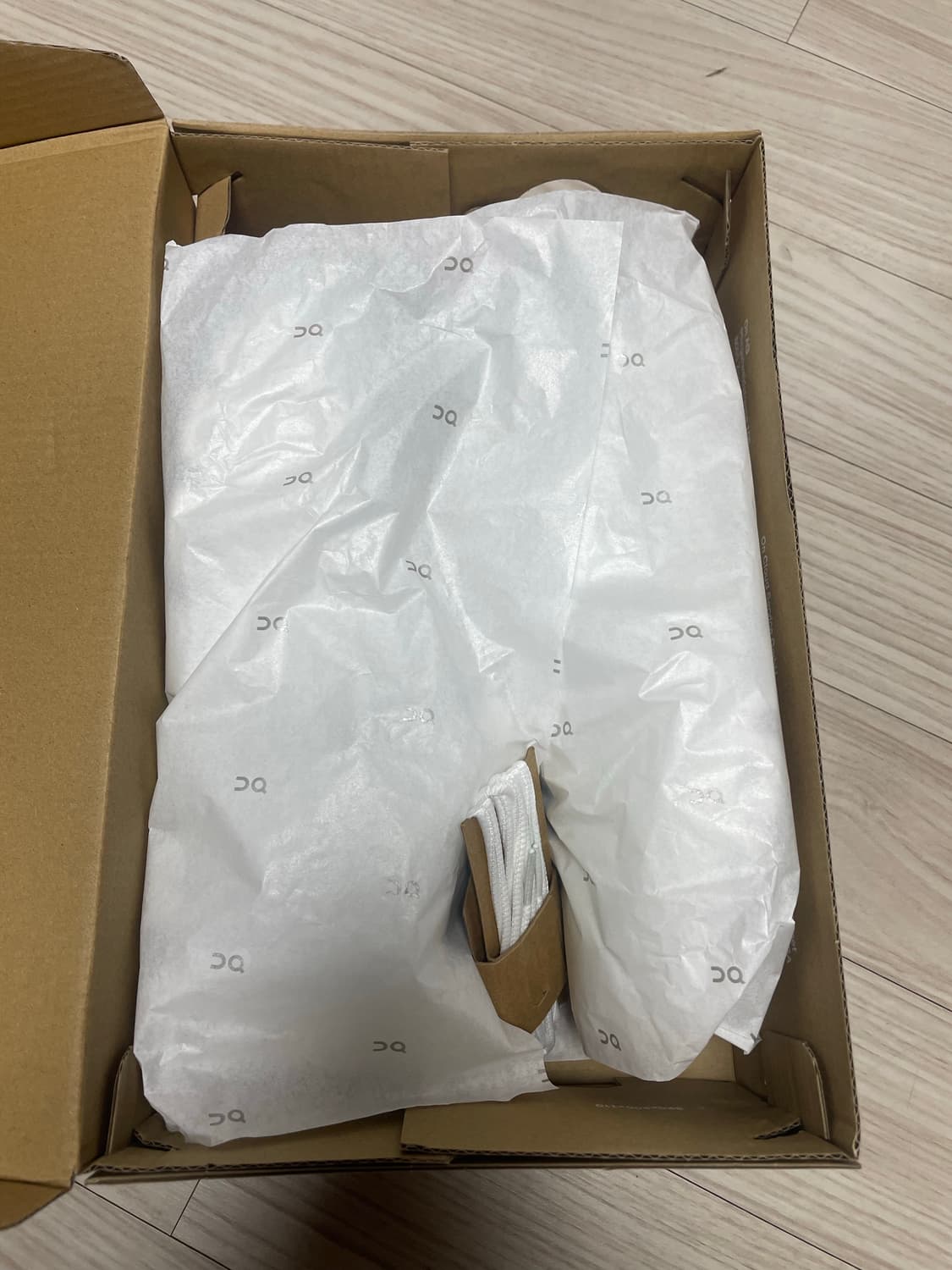 On Cloud 5 올화이트 260 새상품 상품이미지2