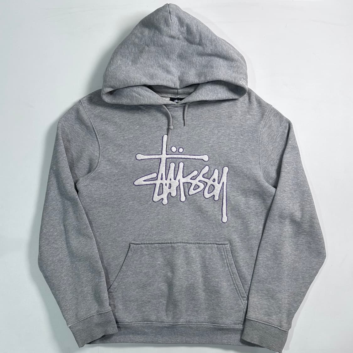 스투시 플리스 로고 그레이 후드티  상품이미지1