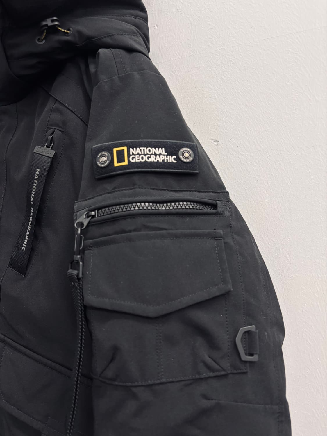 내셔널지오그래픽 타루가 덕다운 패딩 점퍼 블랙 상품이미지3