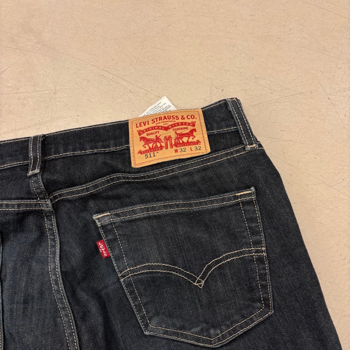 리바이스 511 슬림핏 데님 팬츠 상품이미지2