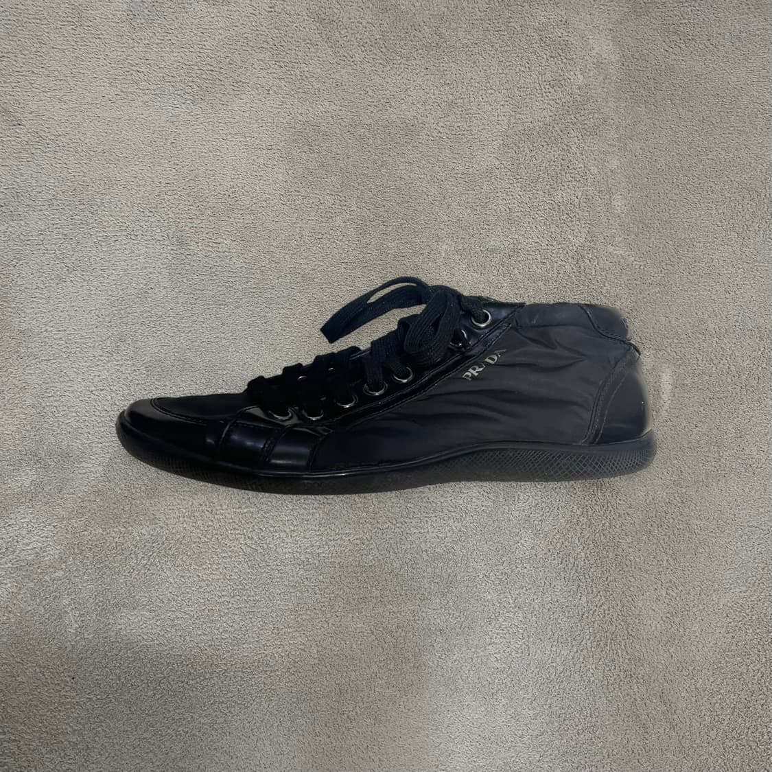 255~260) 프라다 로고 레더 나일론 스니커즈 신발 블랙 상품이미지2
