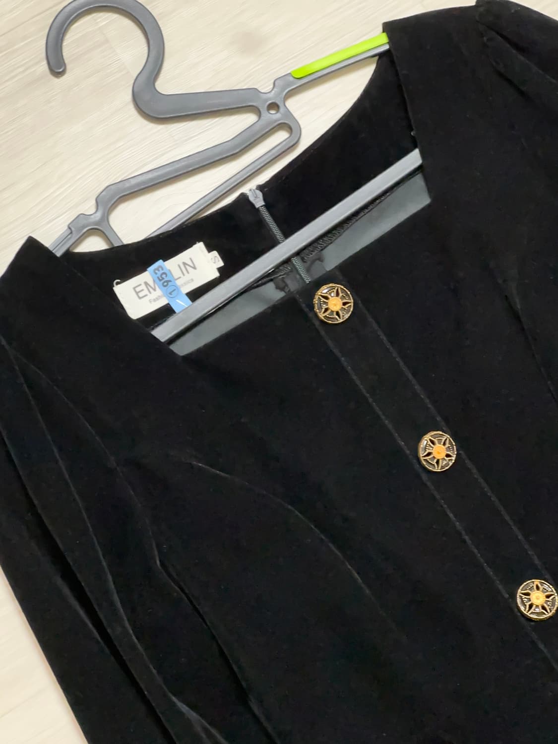 에이블리 하객 블랙 벨벳 미니 원피스 s (상태좋음) 상품이미지5