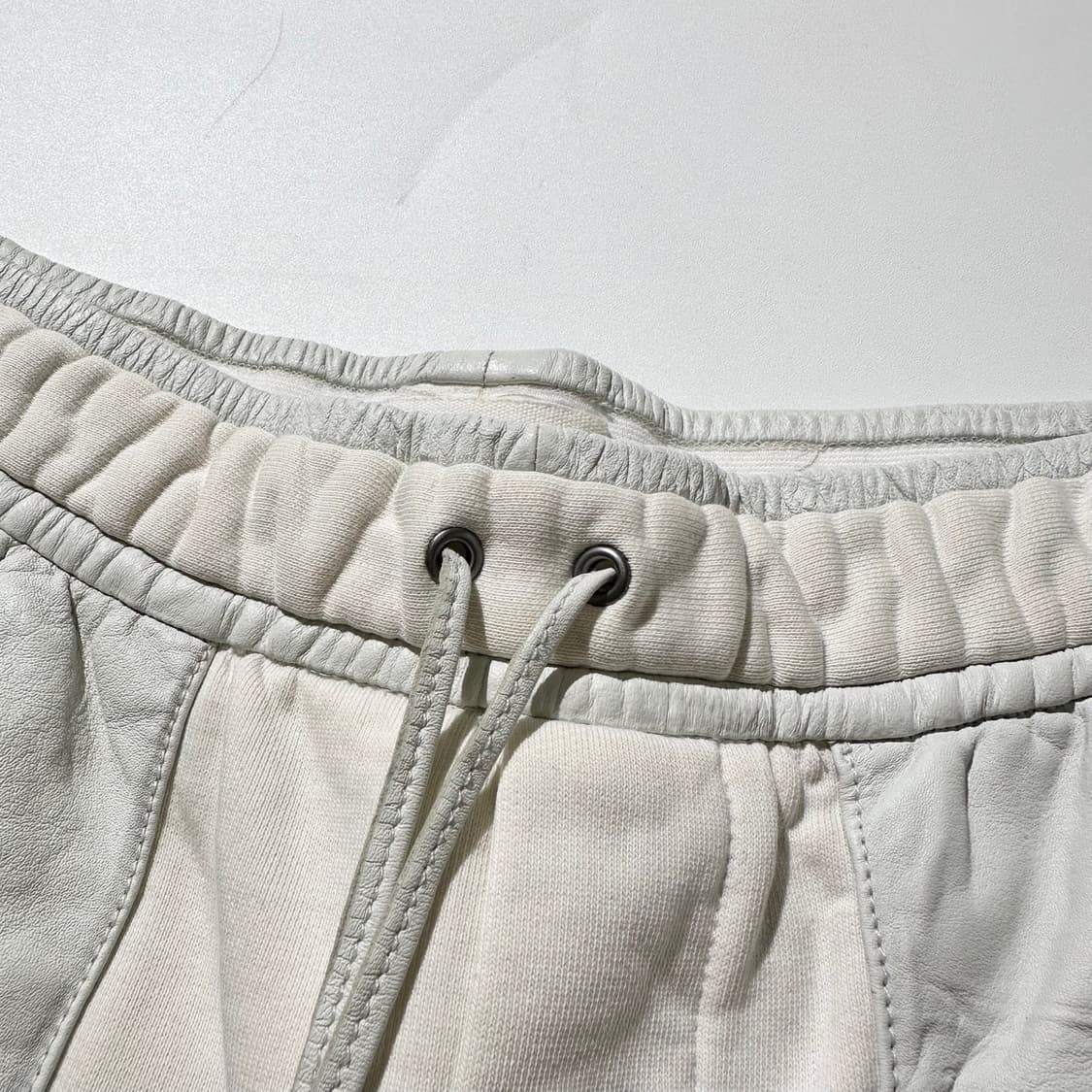 헬무트랭 램스킨 포켓 코튼 조거 팬츠 상품이미지7