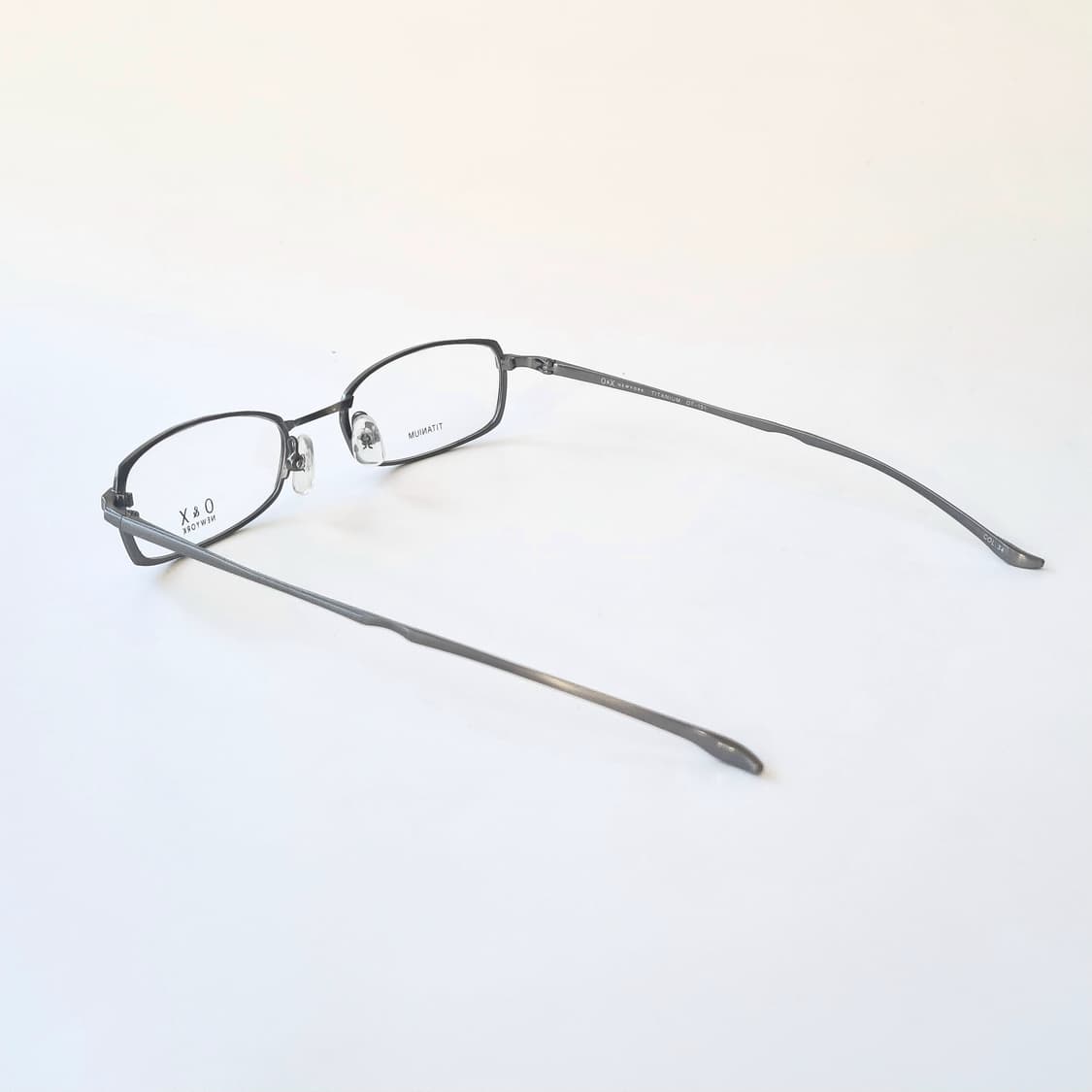 데드스탁 가볍고 튼튼한 O&X 뉴욕 정품 티타늄 안경테  517 상품이미지6