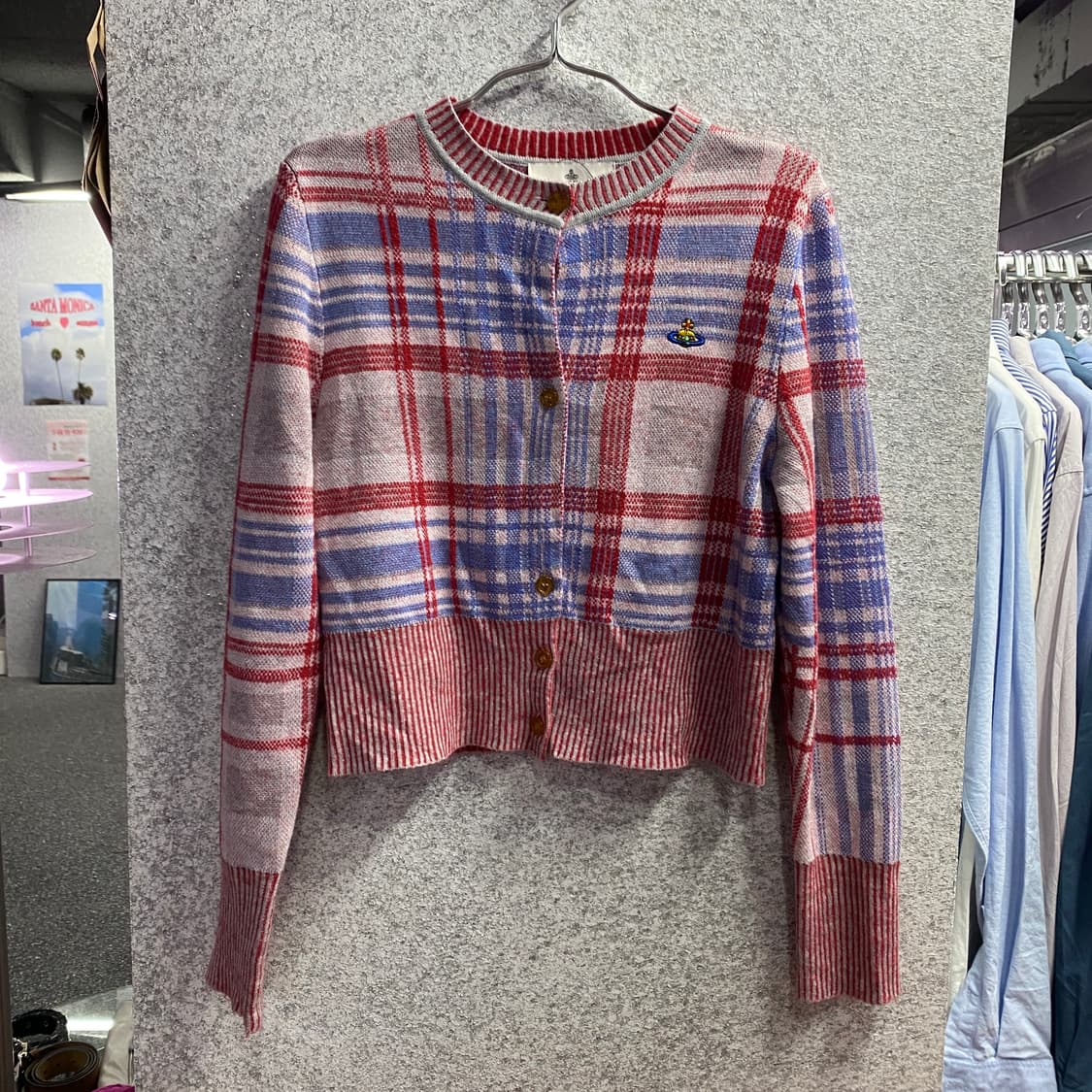 비비안웨스트우드 타탄체크 라나 울 크롭 가디건 B3514 상품이미지2