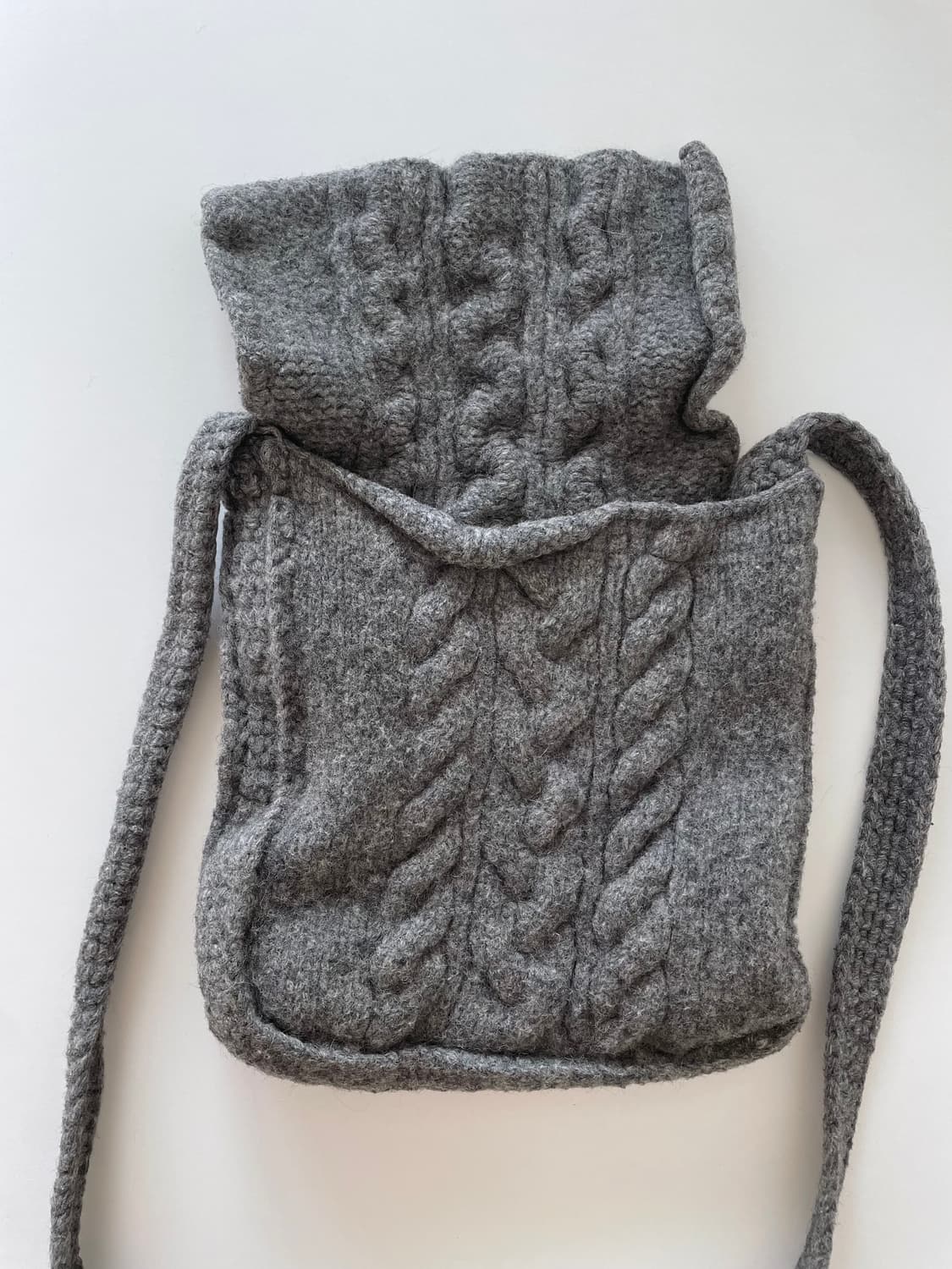 Gap 니트 크로스백 상품이미지3