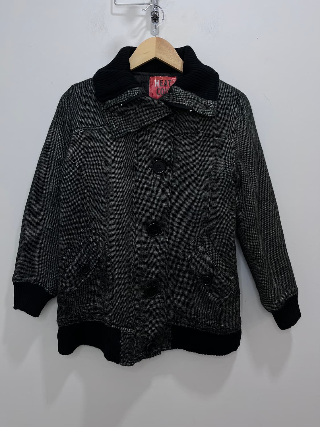 HEAT COIL 버튼 하이넥 자켓 상품이미지4