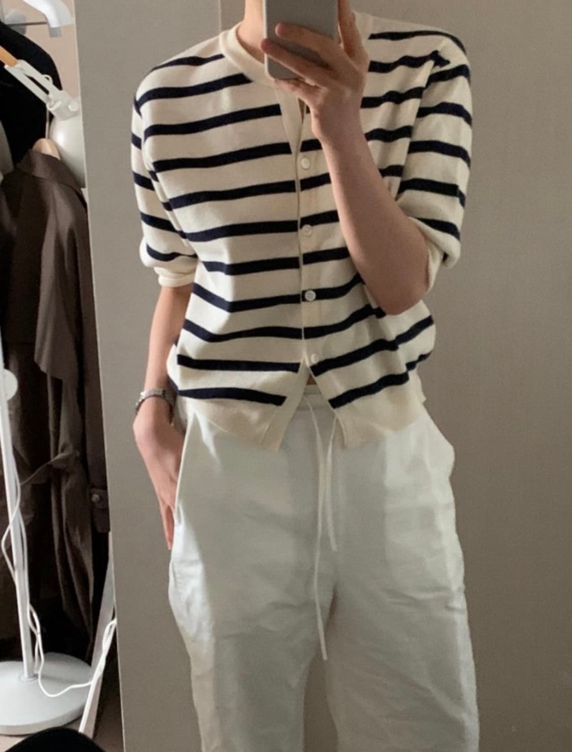 커넥팅더닷 스트라이프 가디건 상품이미지1