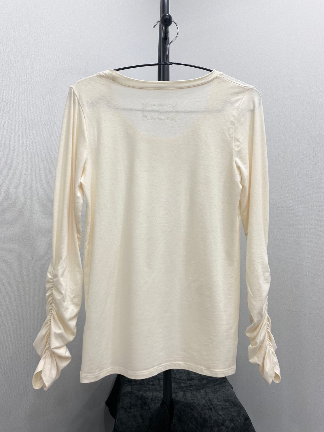 Shirring U-Neck Top 상품이미지5