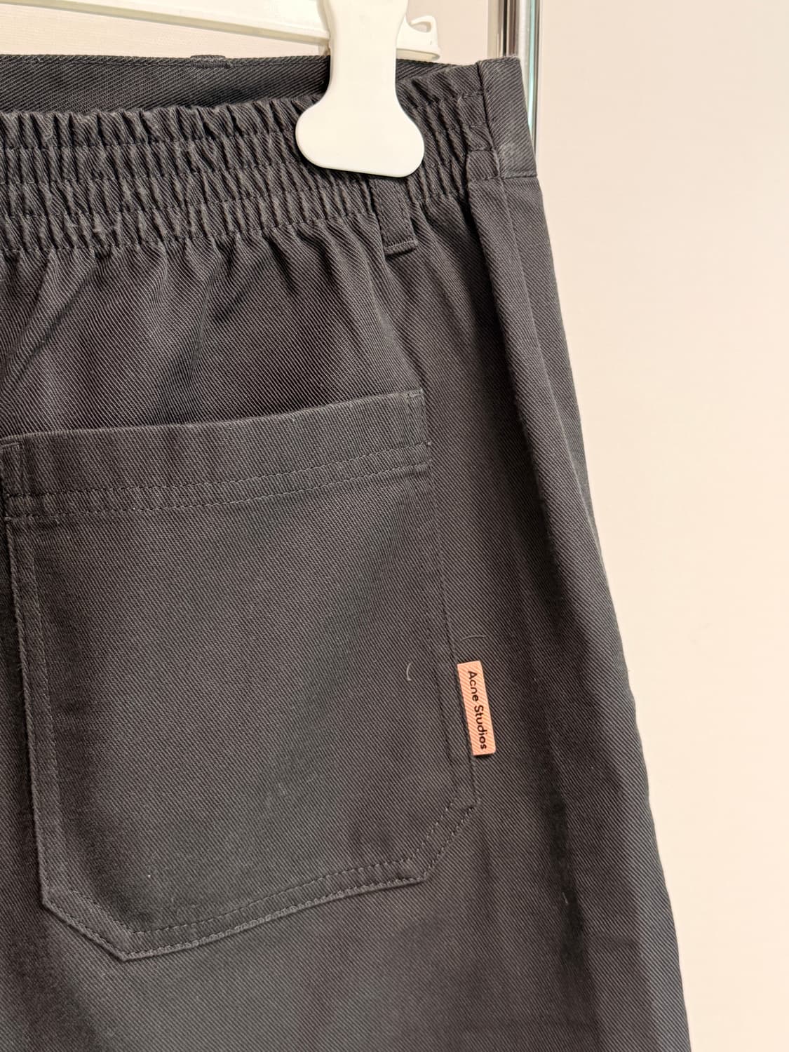 아크네 스튜디오 쇼츠 상품이미지3