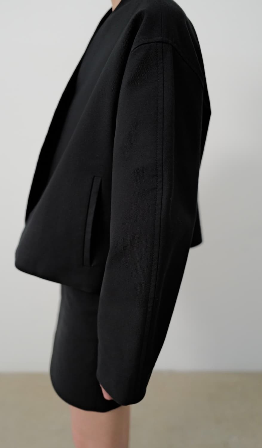 RRACE Curved Short Jacket  상품이미지2