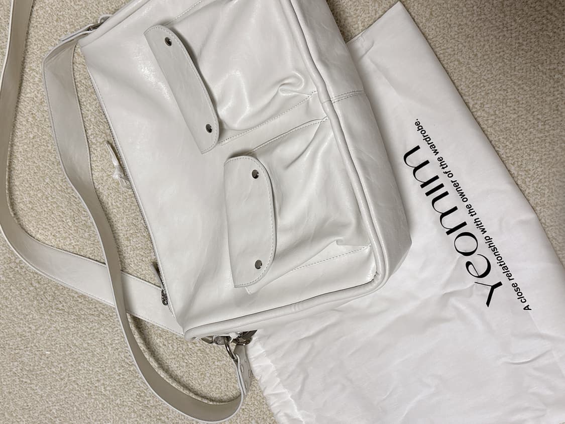 여밈 카메라백 크림 상품이미지4