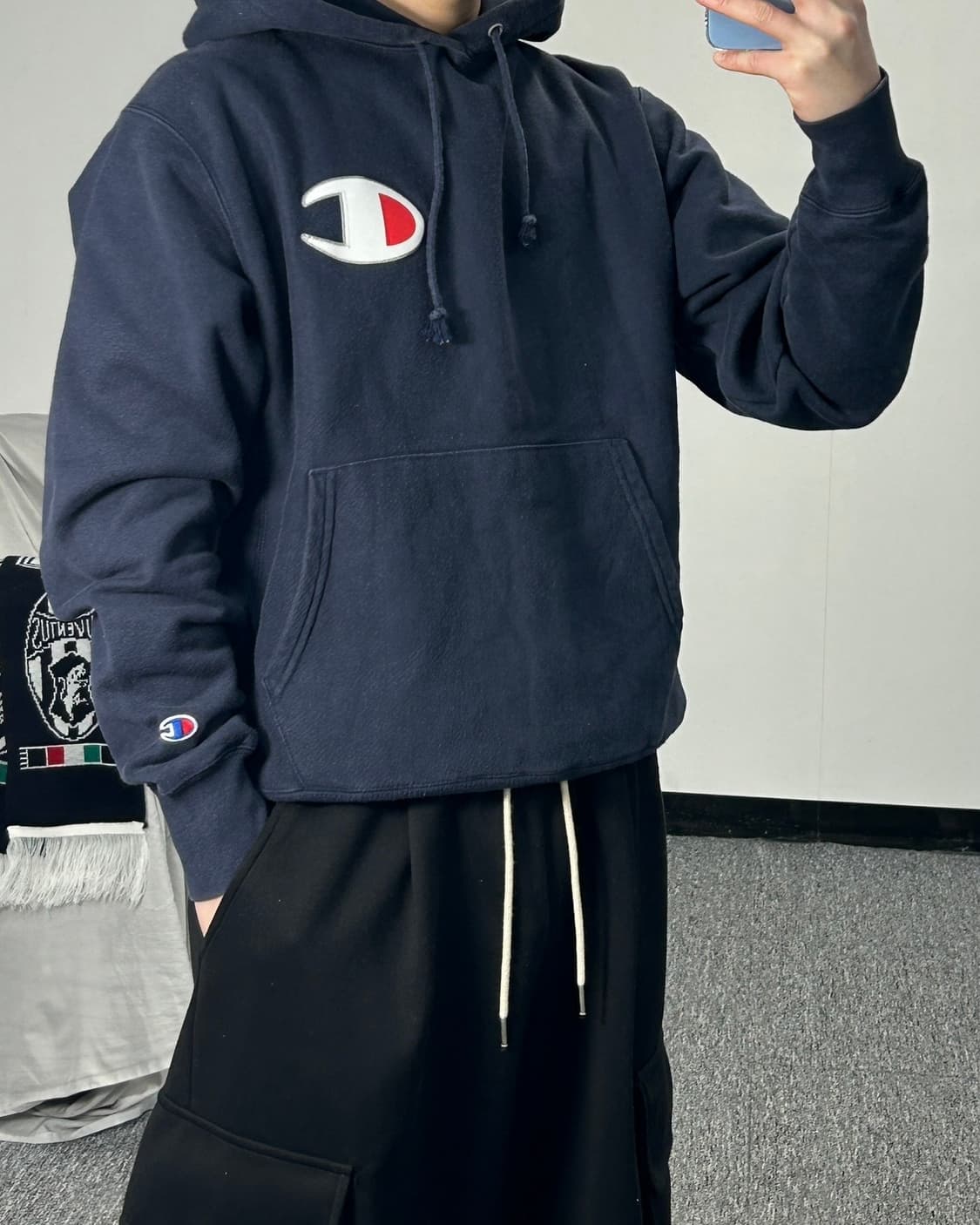 챔피온 빅로고 오버 후드티 상품이미지2