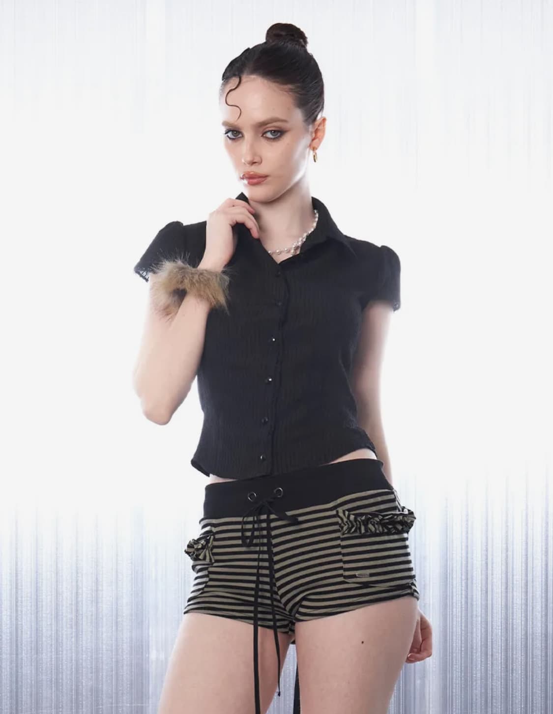 힐다 레이시 보우 셔츠 블랙 S 상품이미지1