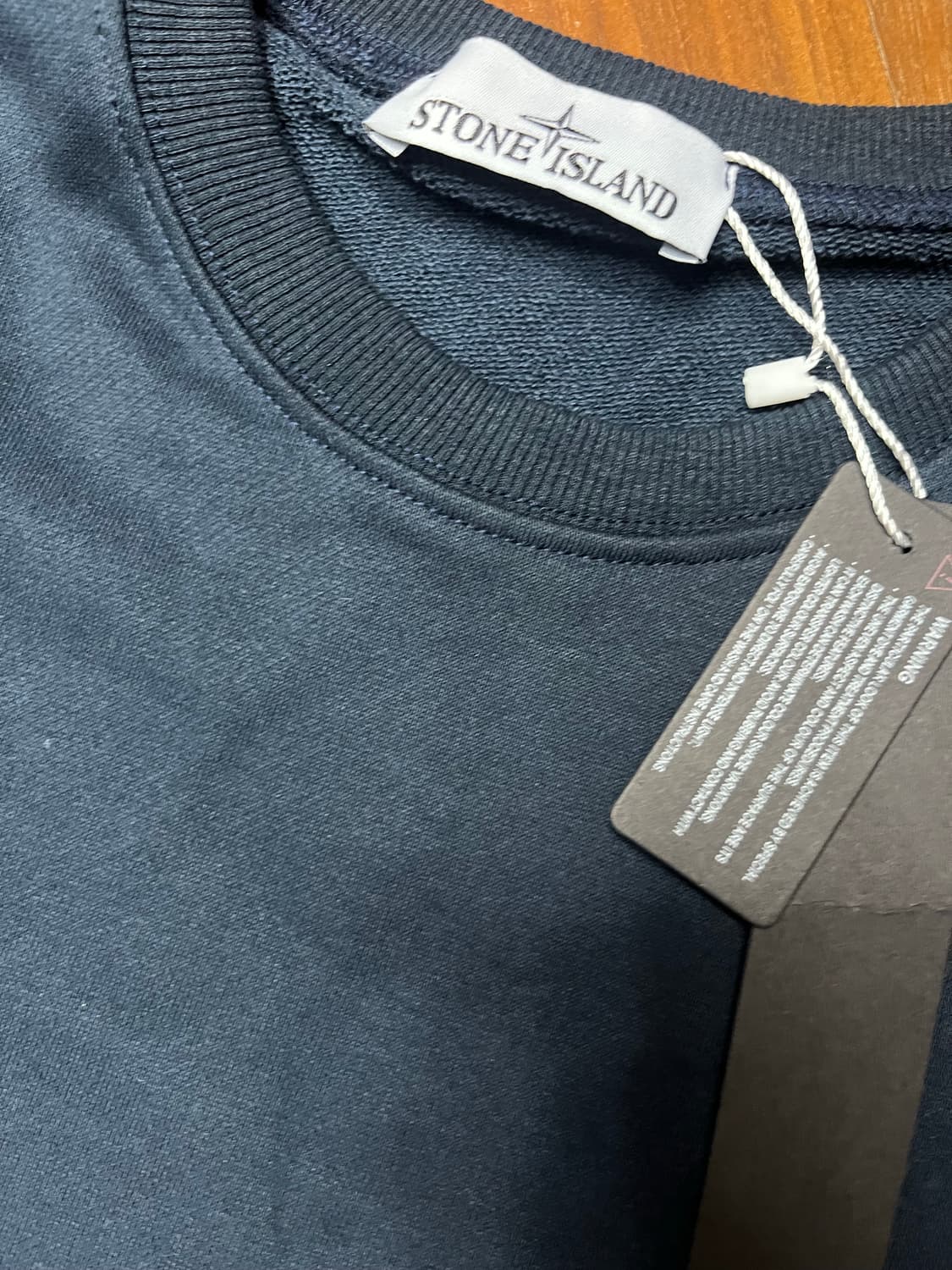 스톤아일랜드 맨투맨 네이비 M 새상품 상품이미지2