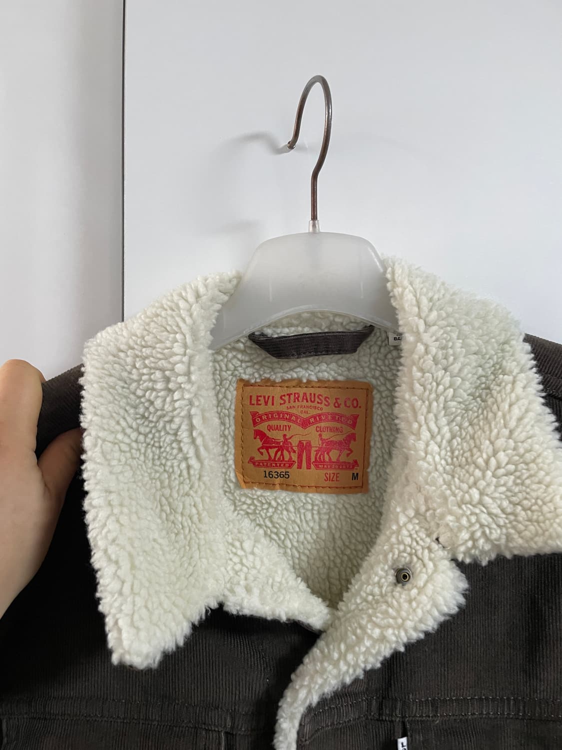 리바이스 코듀로이 쉐르파 트러커 자켓 상품이미지4