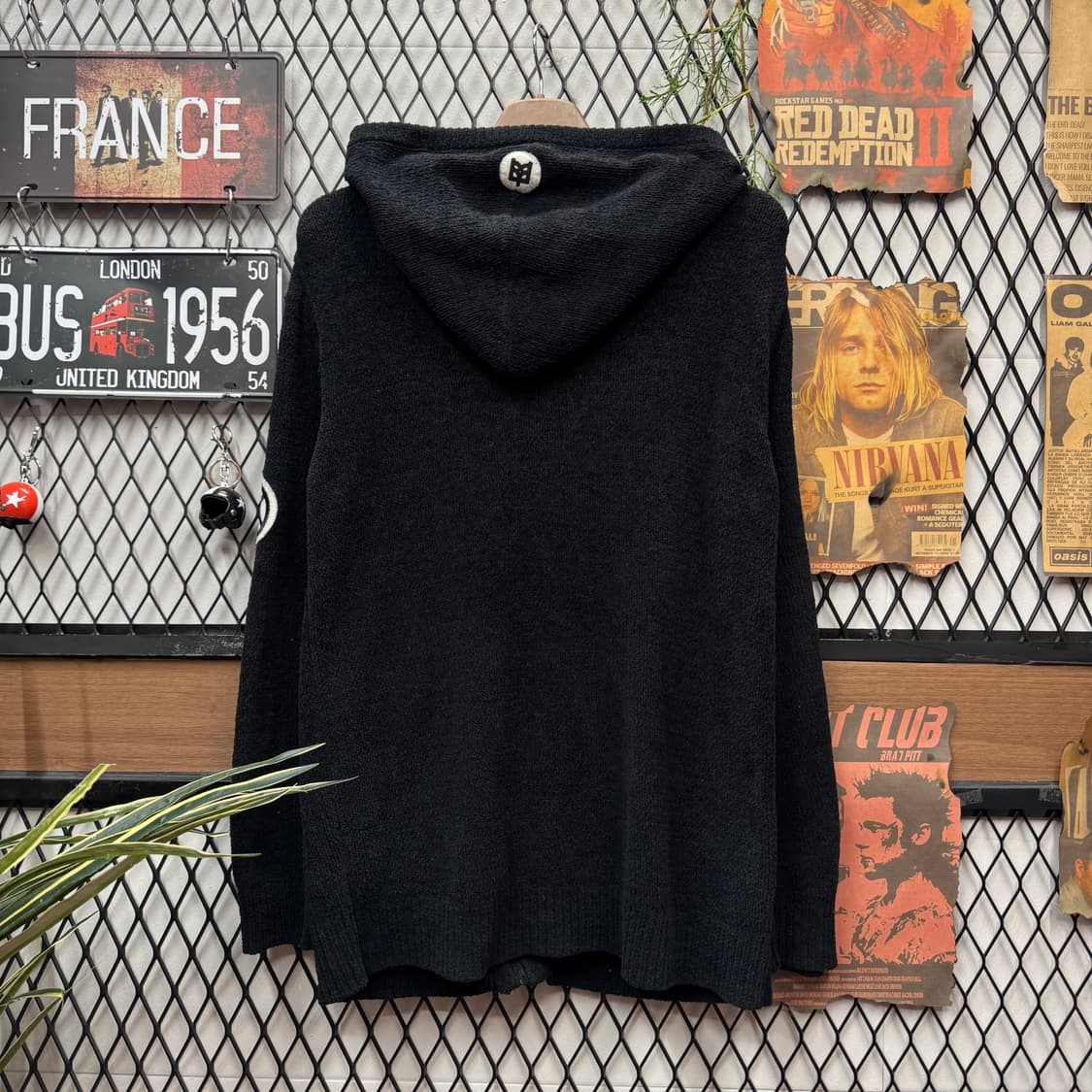 일본 애니메이션 킨니쿠맨 니트 후드 집업 전면 패턴 포인트 블랙 상품이미지2