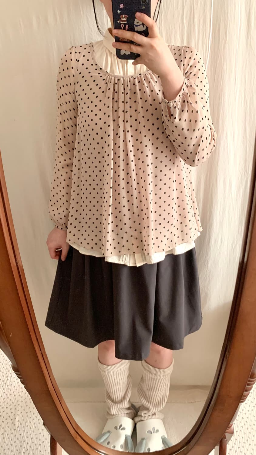 베이지 도트 뒷리본 블라우스 상품이미지4