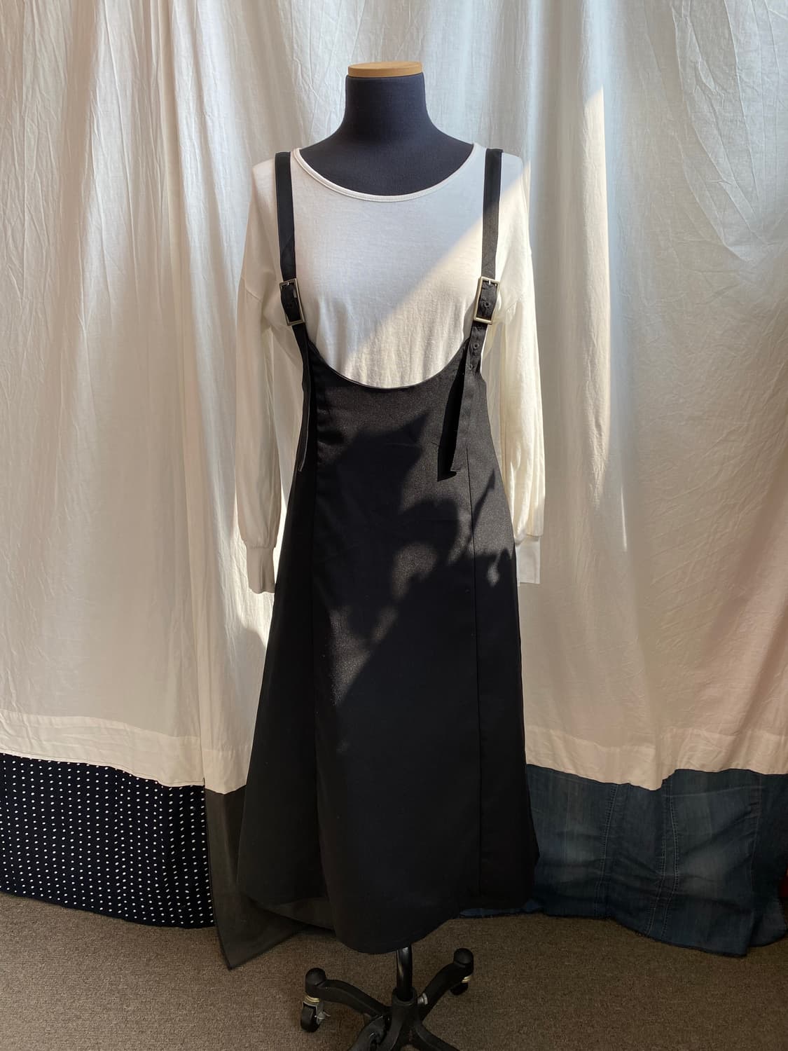 COLZA 블랙 서스펜더 원피스(M) 상품이미지1