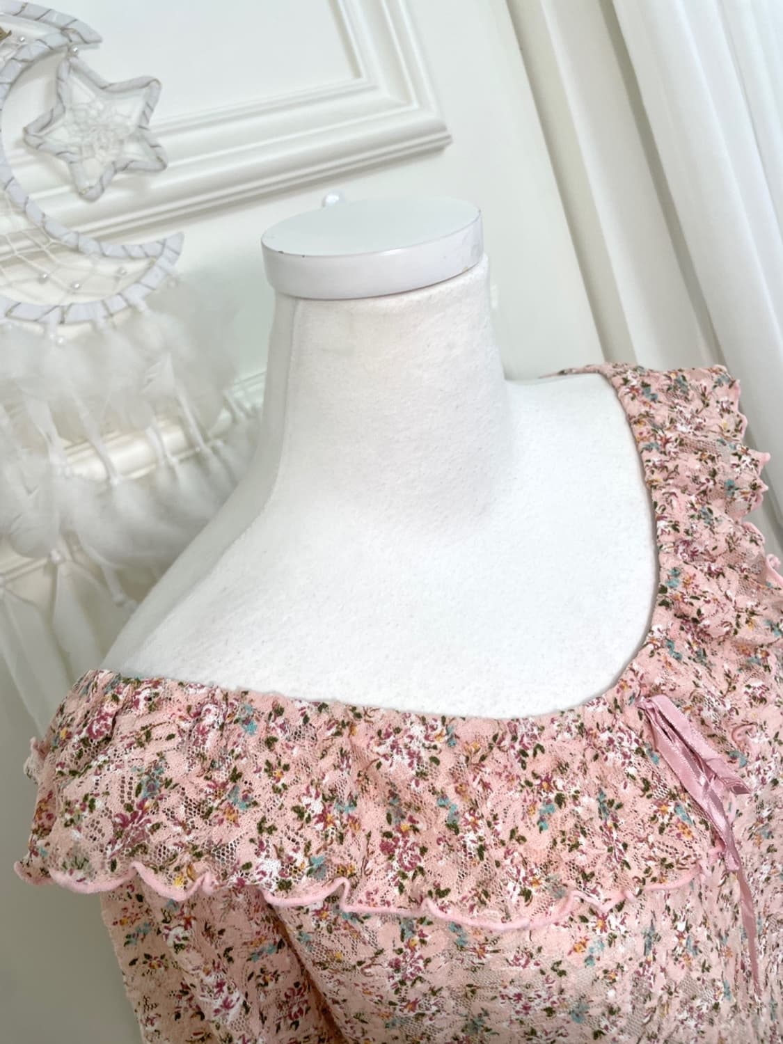 pink flower lace bow point spring blouse 상품이미지7