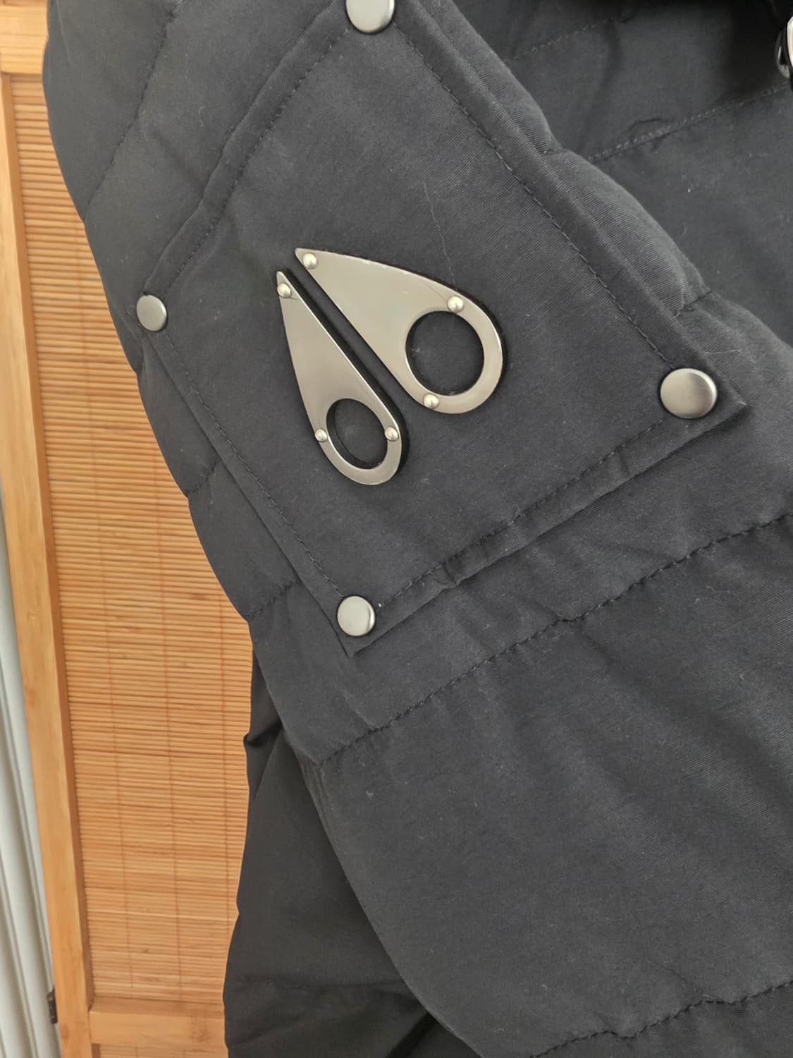 ✔️ 무스너클(Moose Knuckles)  L 사이즈 패딩입니다. 상품이미지3