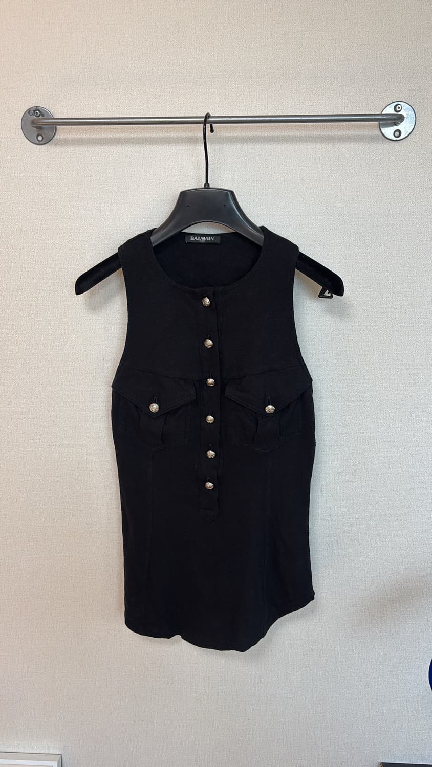 Multi Button Sleeveless  상품이미지3