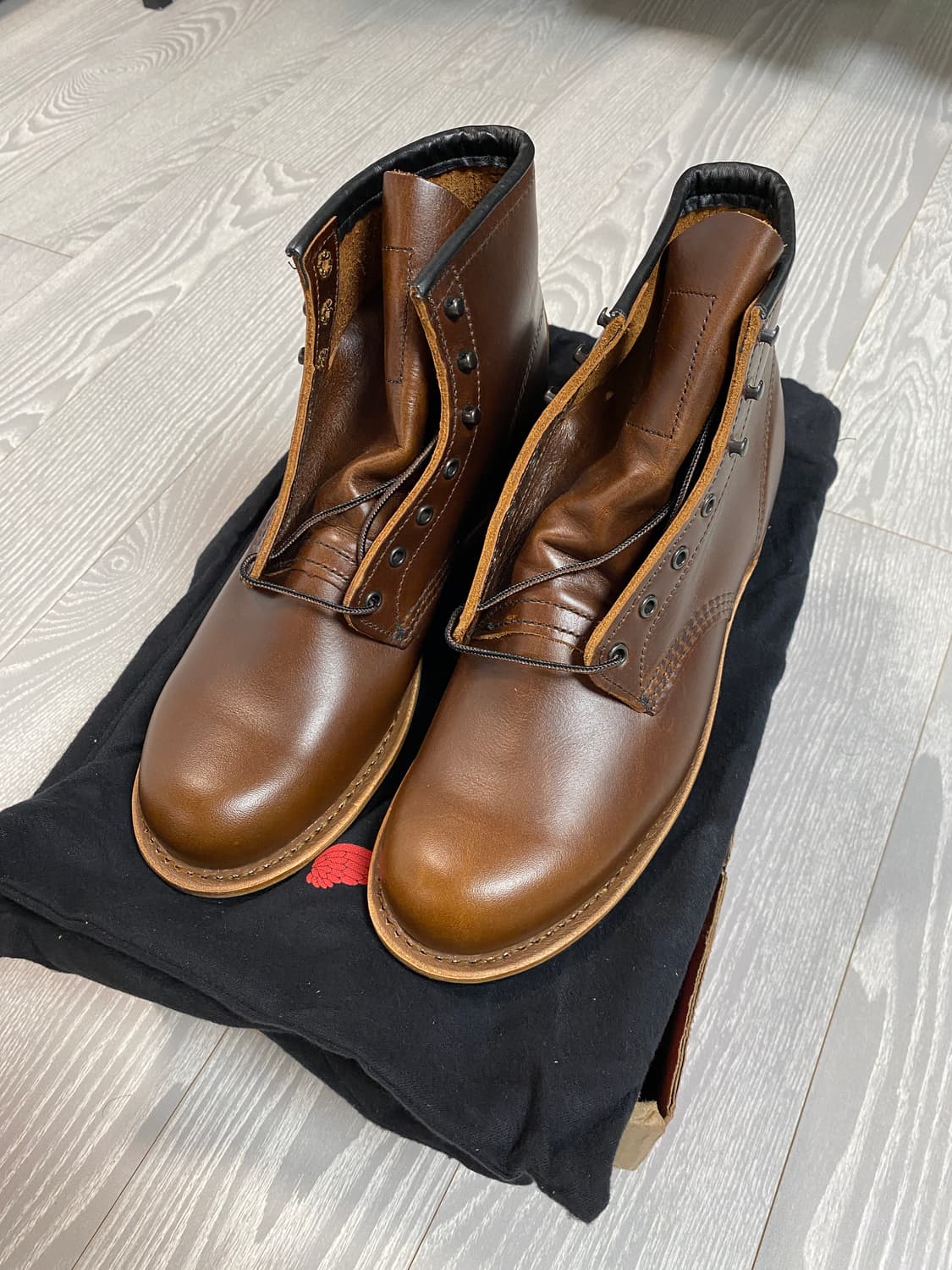 레드윙 벡맨 9422 시가 265 (8.5D) 상품이미지1