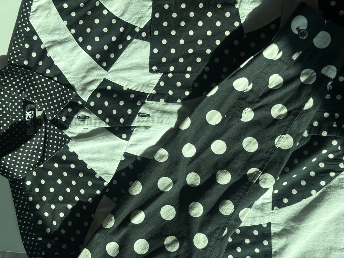 [L/100] 꼼데가르송 블랙 폴카닷 패치워크 셔츠 상품이미지2