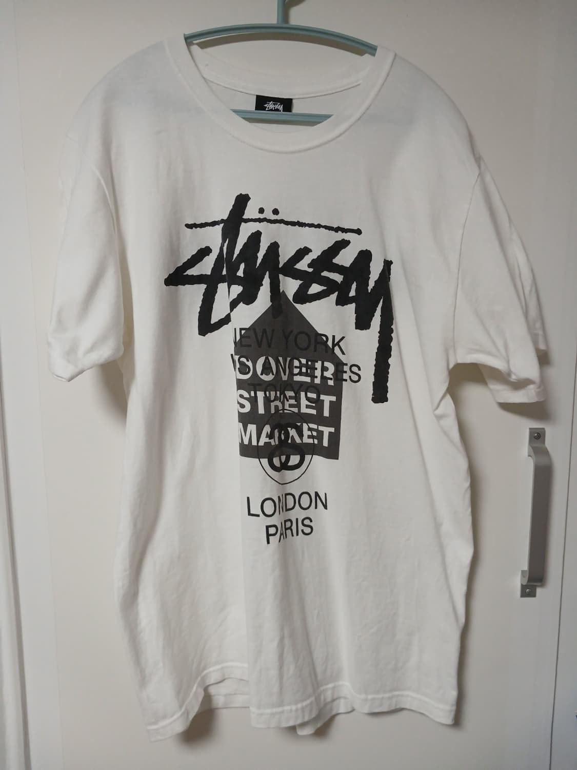 스투시 도버 스트리트 마켓 월드투어 티셔츠 화이트 상품이미지1