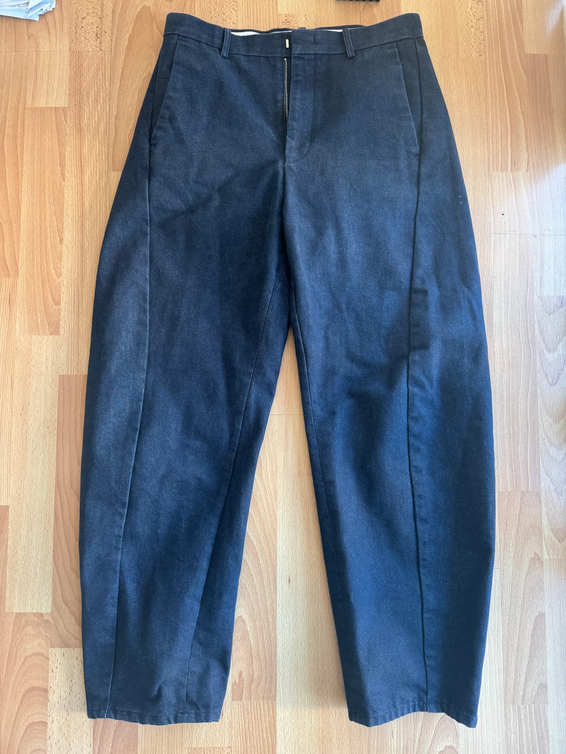 인템포무드 커브드 와이드 데님 판매합니다.  상품이미지1