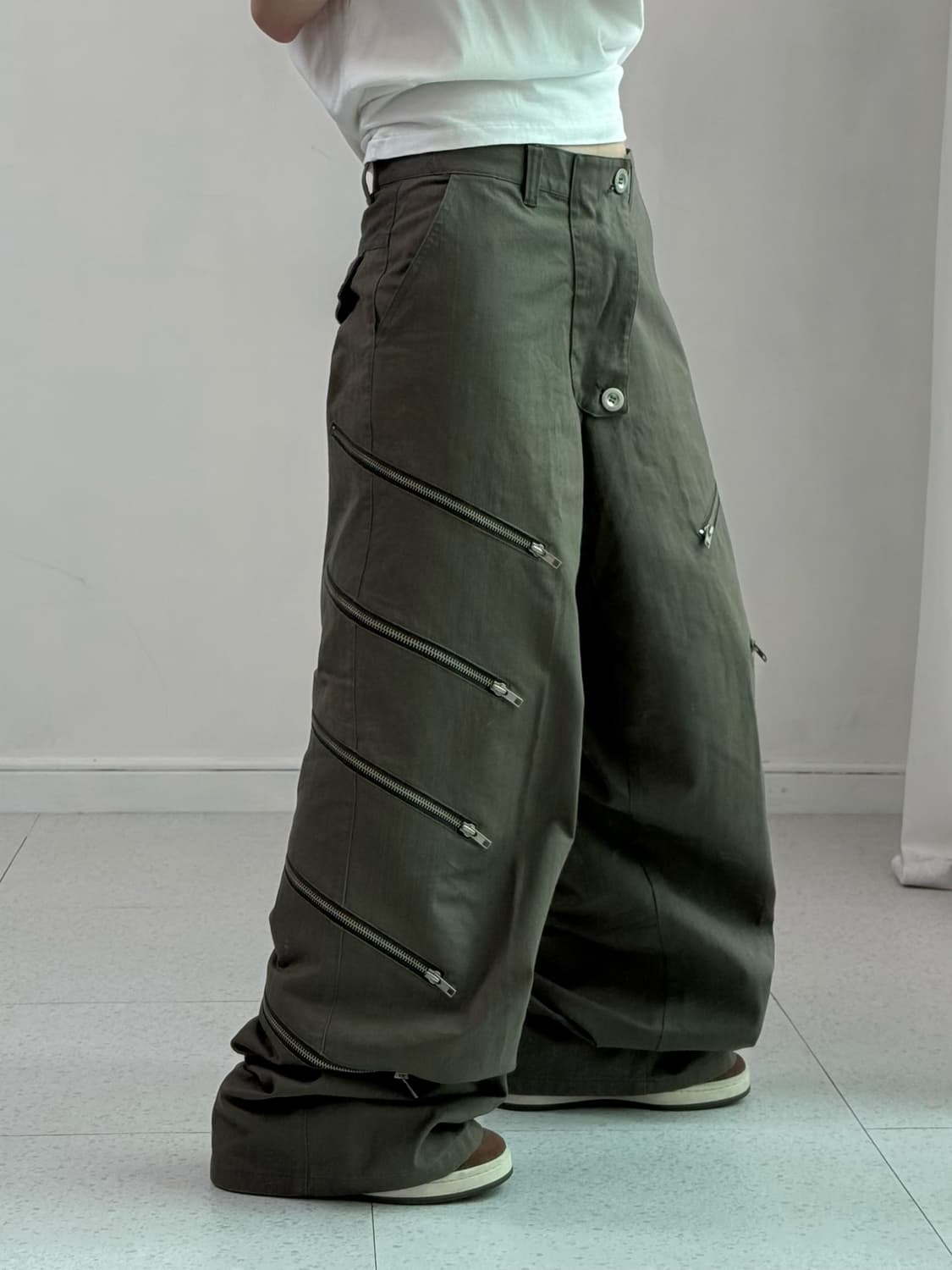 빈티지 카키 지퍼 팬츠 상품이미지2