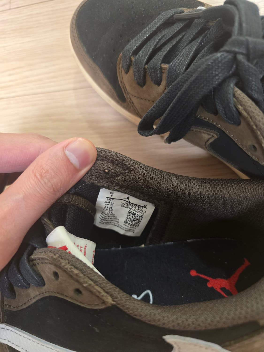 나이키 에어 조던 1 로우 트래비스 스캇 모카 7사이즈 상품이미지5