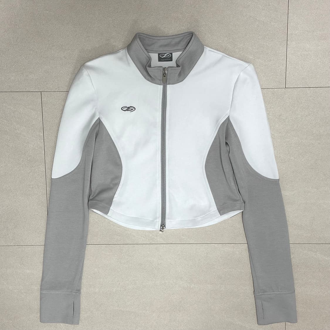 허그유어스킨 슬림 져지 크롭 자켓 화이트 상품이미지3