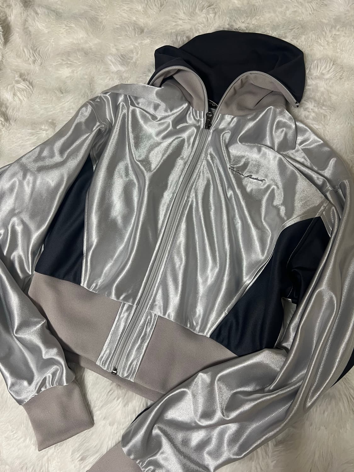 더오픈프로덕트 실버 하이넥 져지 자켓 상품이미지2