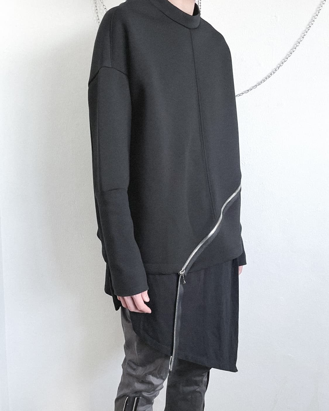 xperiment 사선지퍼 하이넥 롱슬리브 상품이미지3